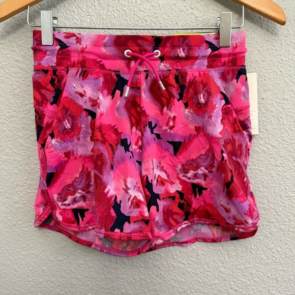 All in motion NWT girls shorts Size L (10-12) UPF 50+ - Picture 1 of 2